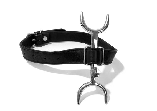 Heretic Fork with Adjustable Leather Strap (from 13" min to 20" max) with Locking Buckle