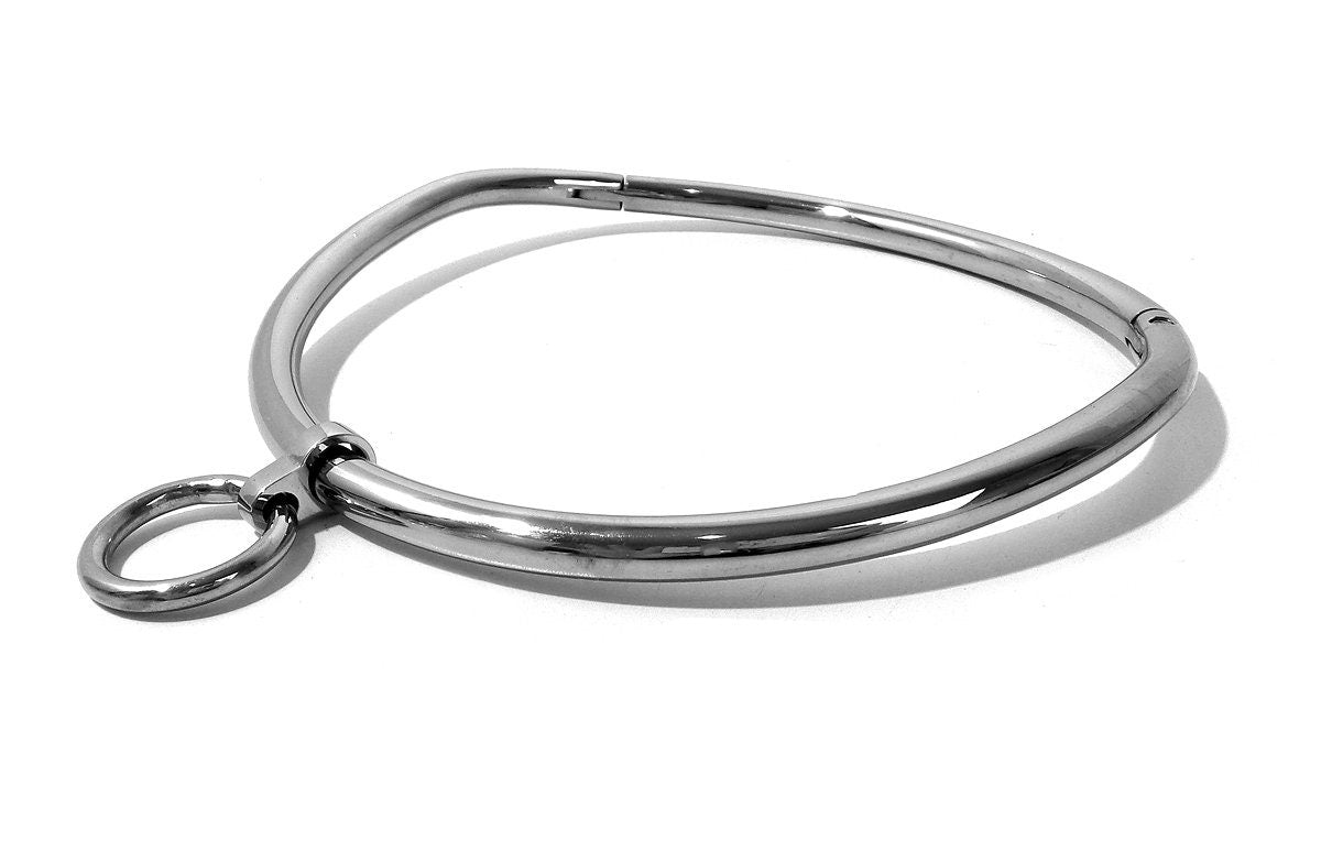 BDSM Collar - Curved Stainless Steel Bondage Collar with Single Ring (Multiple Sizes)